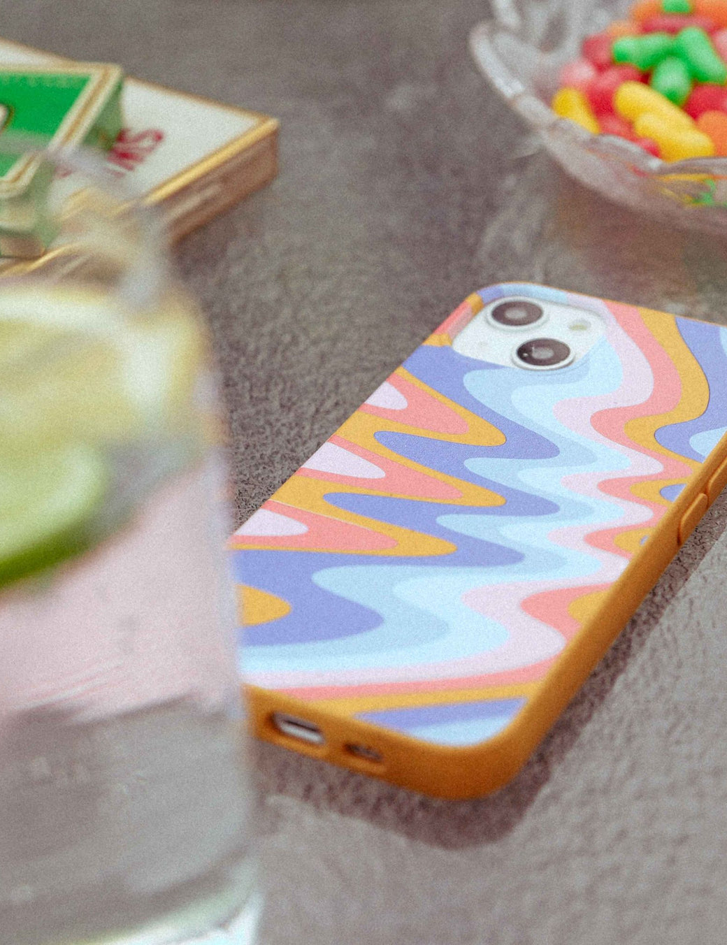 Honey Bold Vibrations iPhone 6/6s/7/8/SE Case