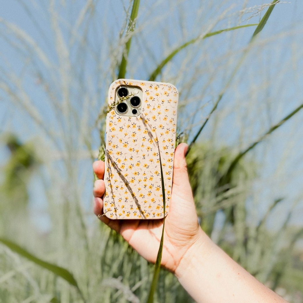 Seashell Little Yellow Flowers iPhone 12 Pro Max Case